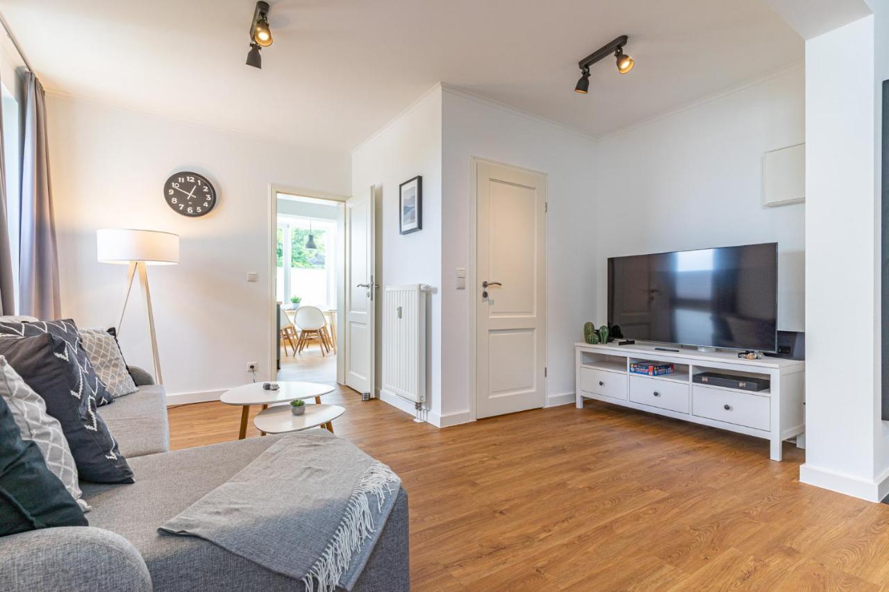 Appartement Nr 7 Im Sonnenbad Sassnitz Exteriör bild