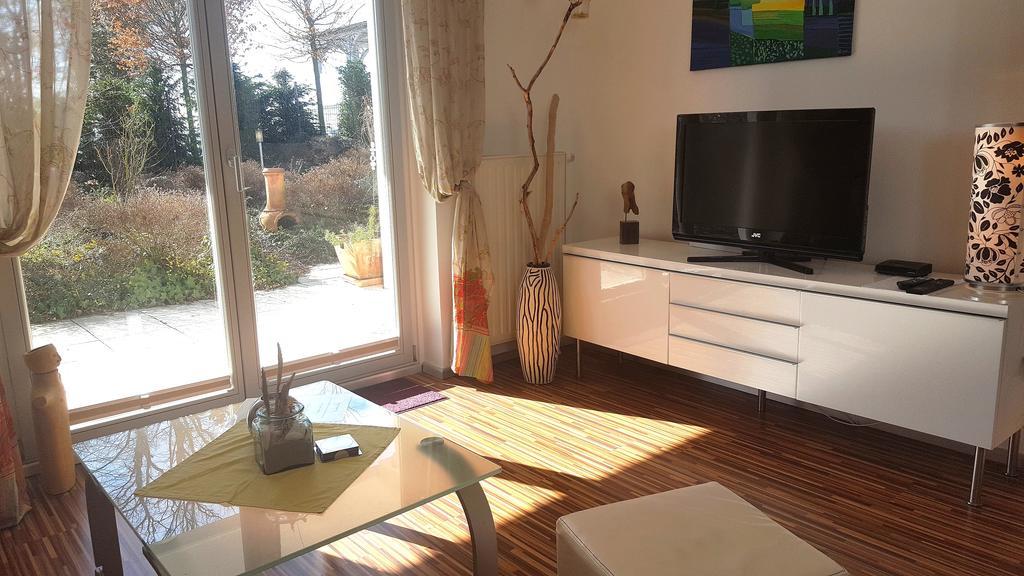 Appartement Nr 7 Im Sonnenbad Sassnitz Exteriör bild
